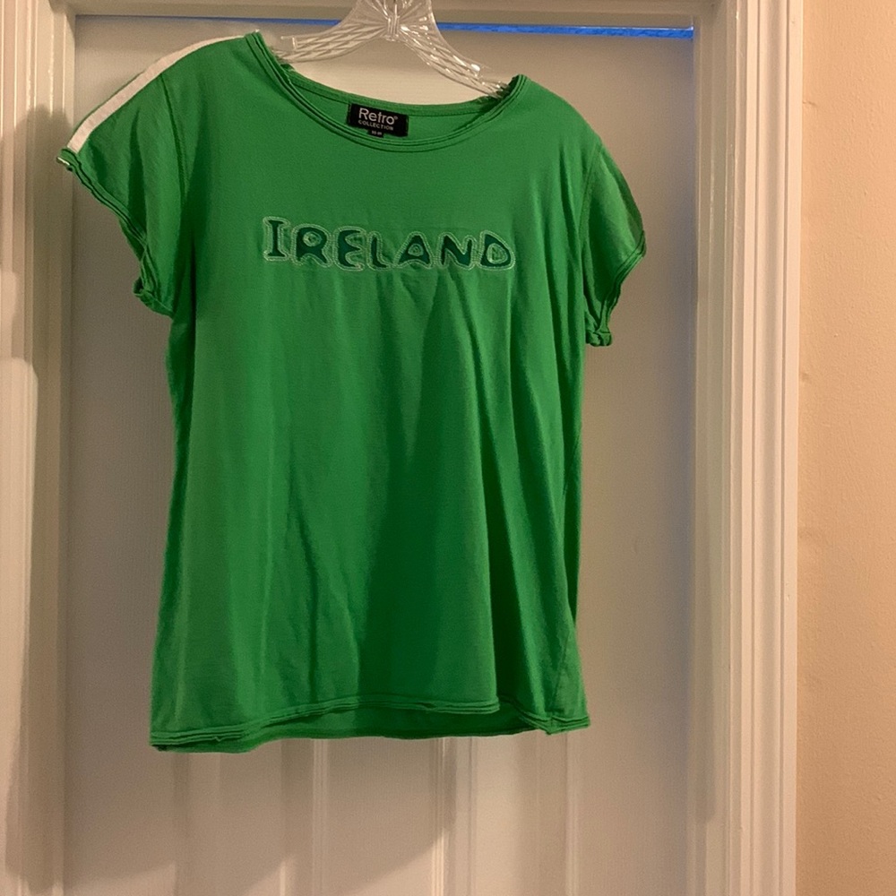 Kelly green Ireland Tshirt